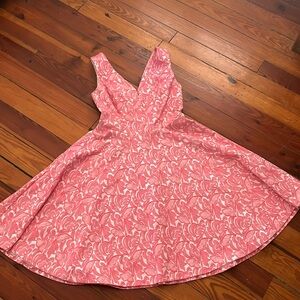 Anthropologie Maeve fit and flare pink and white dress size 8